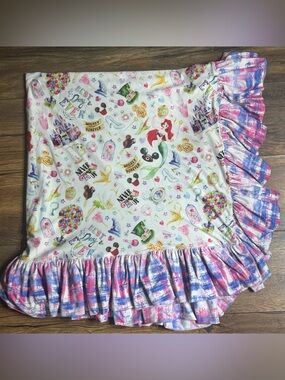 Bliss By LBCCo Bamboo Ruffle Blanket Disney Best Day Ever Castle Watercolor